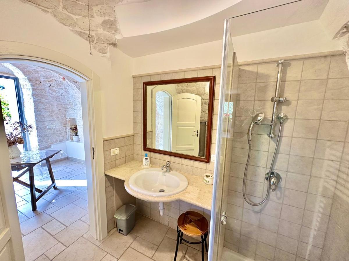 Trullo Il Carrubo Villa อัลเบโรเบลโล ภายนอก รูปภาพ